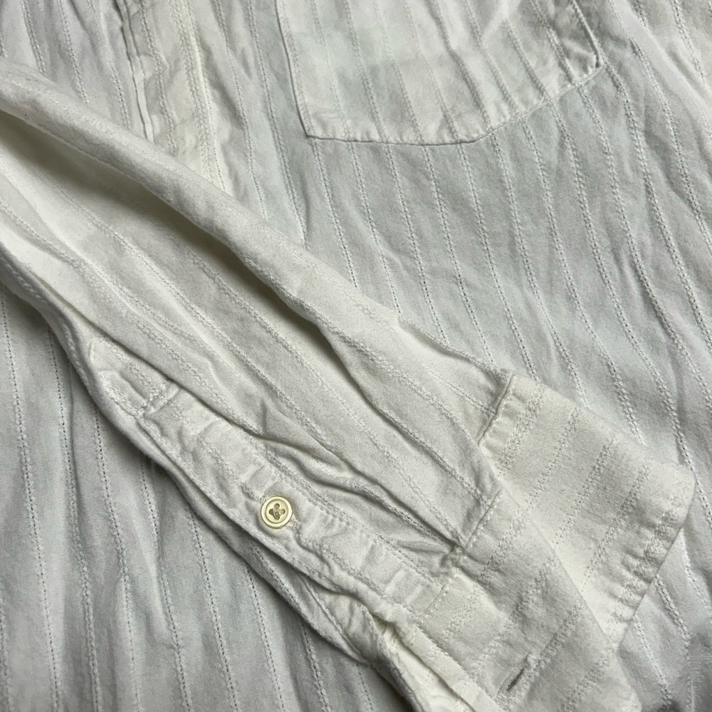 GAP White Button Down Shirt Relaxed Fit